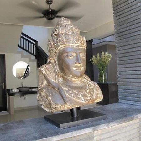 Gili Pearl Three Bedroom Villa Gili Trawangan Luaran gambar