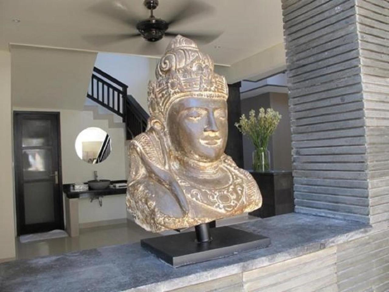 Gili Pearl Three Bedroom Villa Gili Trawangan Luaran gambar